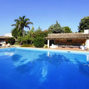  Holiday home Del Commendatore Sirugo